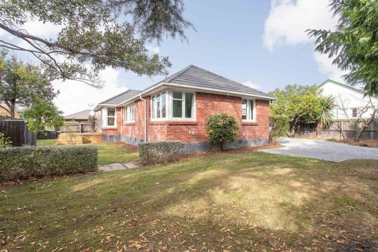 Photo of property in 1/436 Greers Road, Northcote, Christchurch, 8052