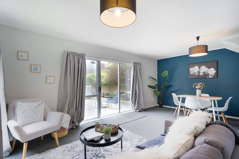 Photo of property in 12/2 Burdendale Grove, Churton Park, Wellington, 6037