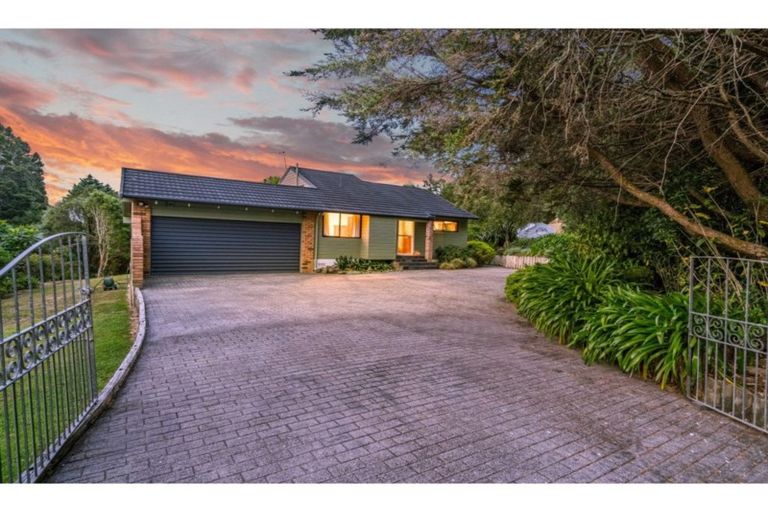 Photo of property in 168 Carter Road, Oratia, Auckland, 0604