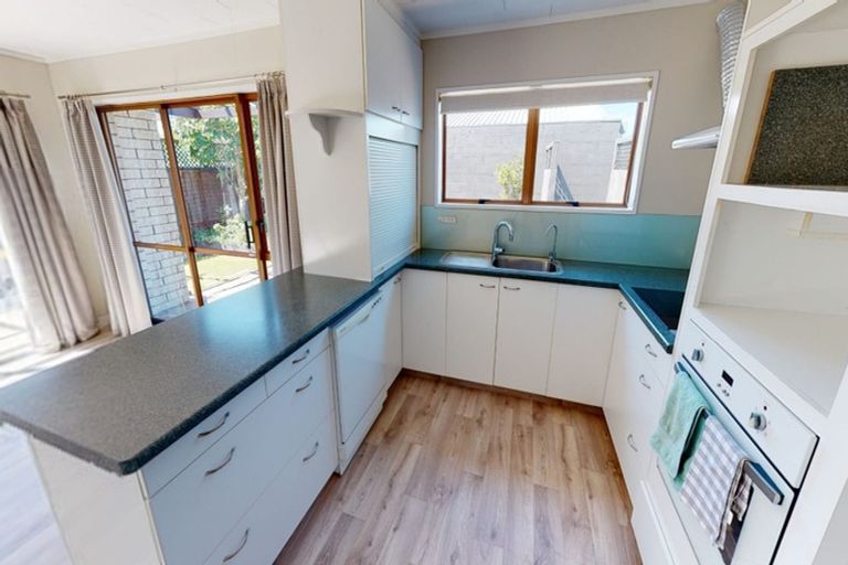 Photo of property in 8 Essex Place, Springvale, Whanganui, 4501