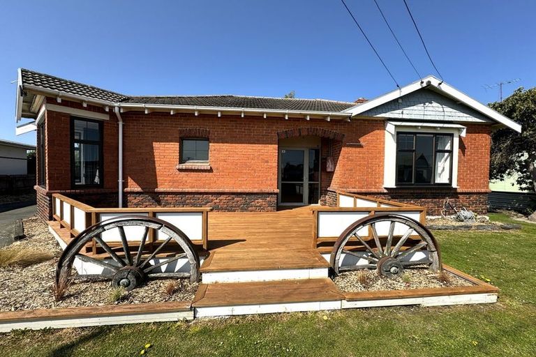 Photo of property in 39 Renfrew Street, Balclutha, 9230