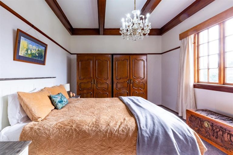 Photo of property in 17 Rhodes Street, Waimate, 7924