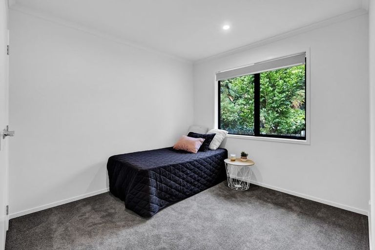 Photo of property in 10a Winstone Place, Highlands Park, New Plymouth, 4312