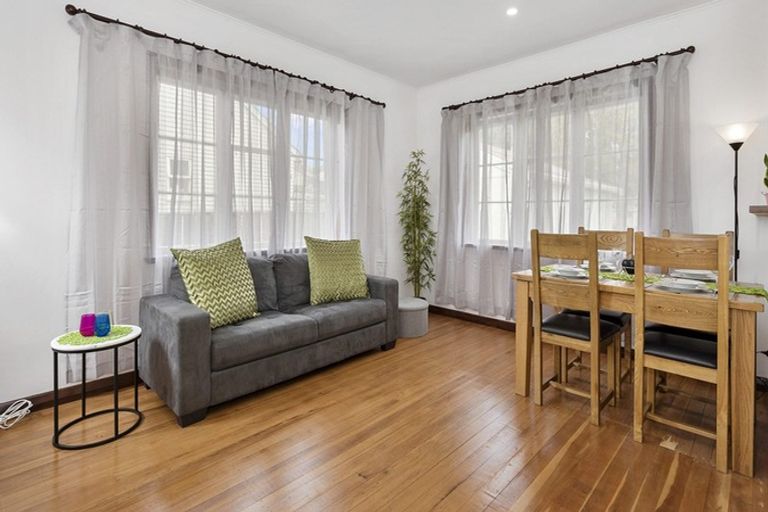 Photo of property in 103 Forest Lake Road, Forest Lake, Hamilton, 3200