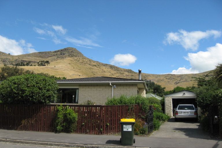Photo of property in 12 Marsden Street, Heathcote Valley, Christchurch, 8022