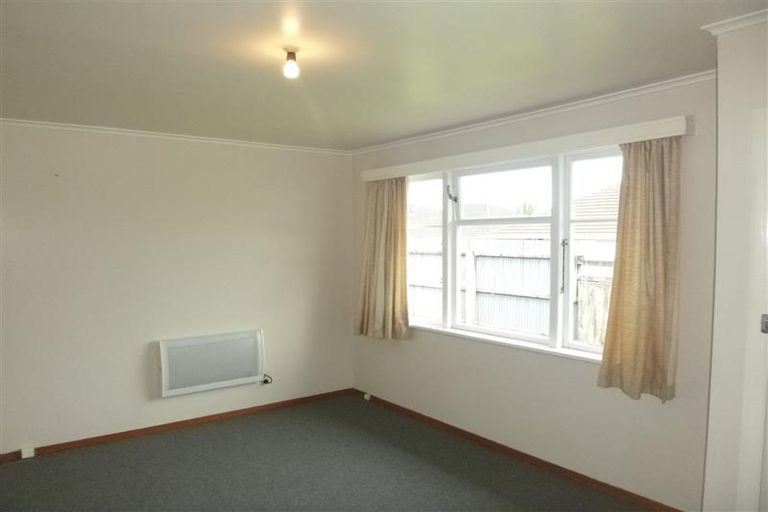 Photo of property in 8a Bella Grove, Naenae, Lower Hutt, 5011