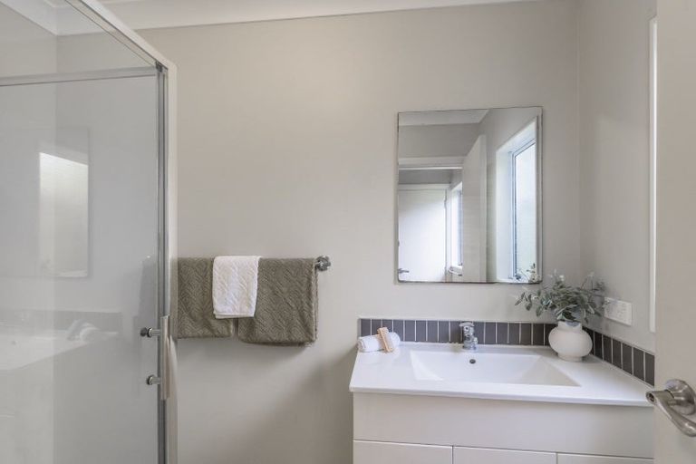 Photo of property in 84 Amohia Street, Paraparaumu, 5032