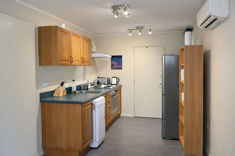 Photo of property in 28 Devon Street, Aro Valley, Wellington, 6021