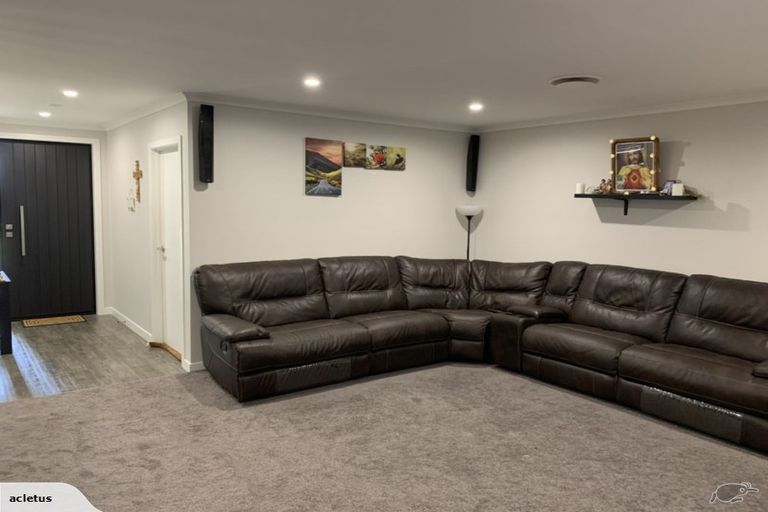 Photo of property in 82 Puhirake Crescent, Pyes Pa, Tauranga, 3112