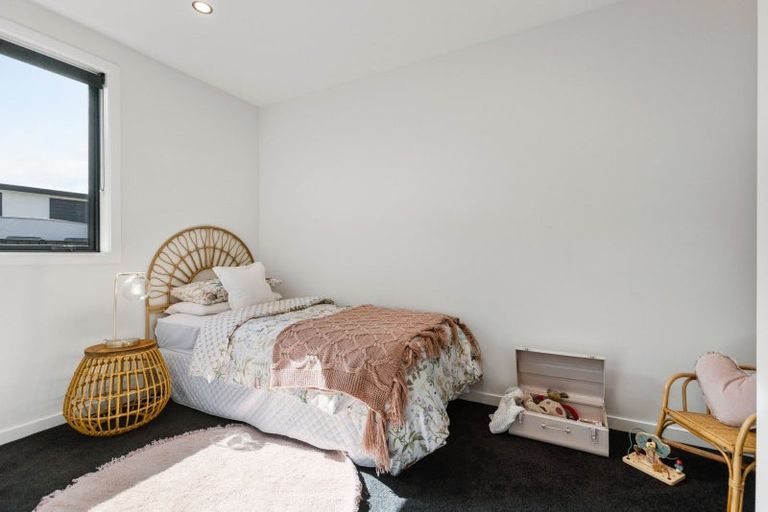 Photo of property in 3 Pepperwood Green, Albert Town, Wanaka, 9305