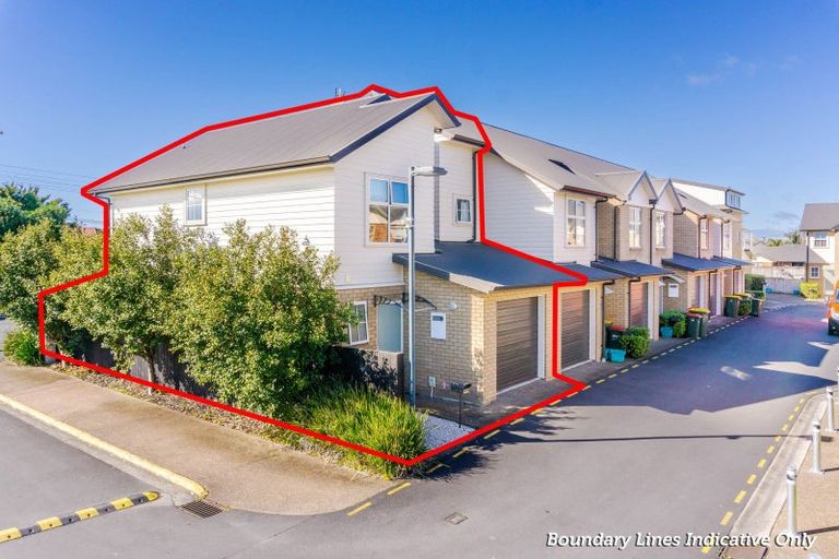 Photo of property in 1 Chiefs Court, Hamilton East, Hamilton, 3216