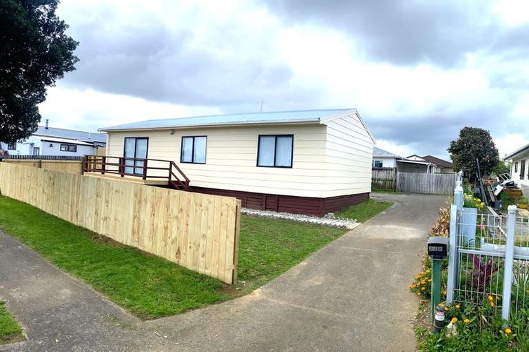 Photo of property in 1/24 Templeton Place, Clendon Park, Auckland, 2103