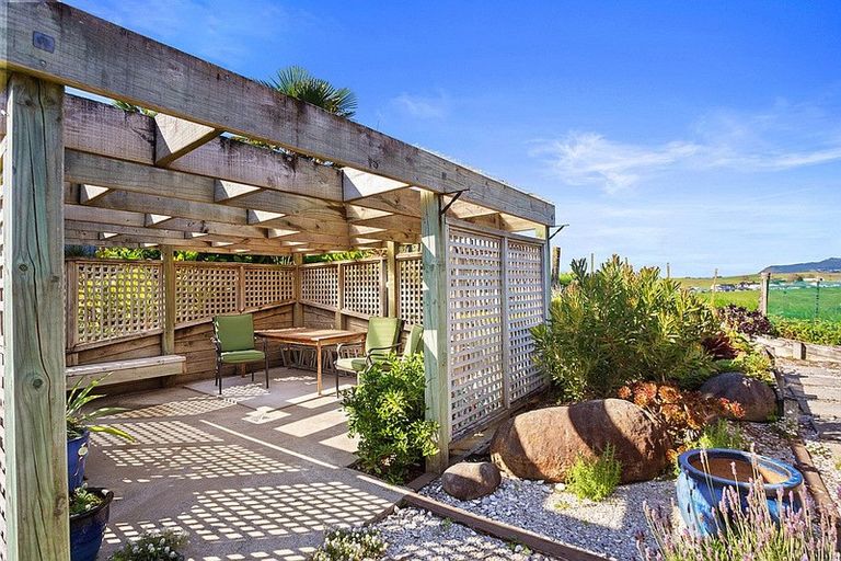 Photo of property in 39 Browns Drive, Waihi Beach, 3611