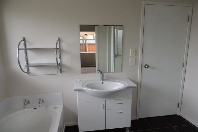 Photo of property in 25a Seddon Crescent, Marewa, Napier, 4110