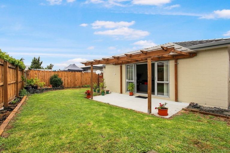 Photo of property in 35 Arion Road, Takanini, 2112