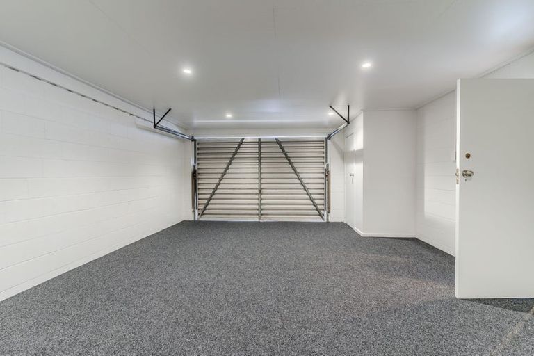 Photo of property in 1/128 London Street, Dunedin Central, Dunedin, 9016