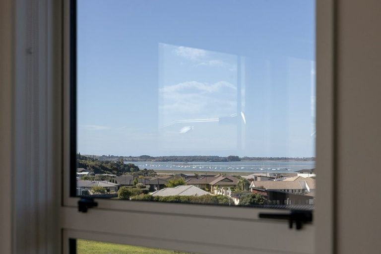 Photo of property in 58 Ridge Drive, Omokoroa, 3114