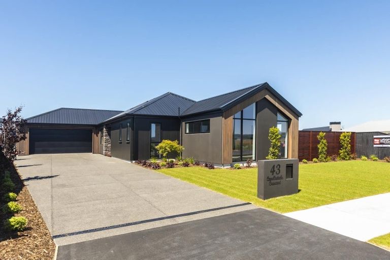 Photo of property in 43 Candlesticks Crescent, Lincoln, 7608