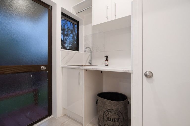 Photo of property in 4b Kentucky Crescent, Nawton, Hamilton, 3200