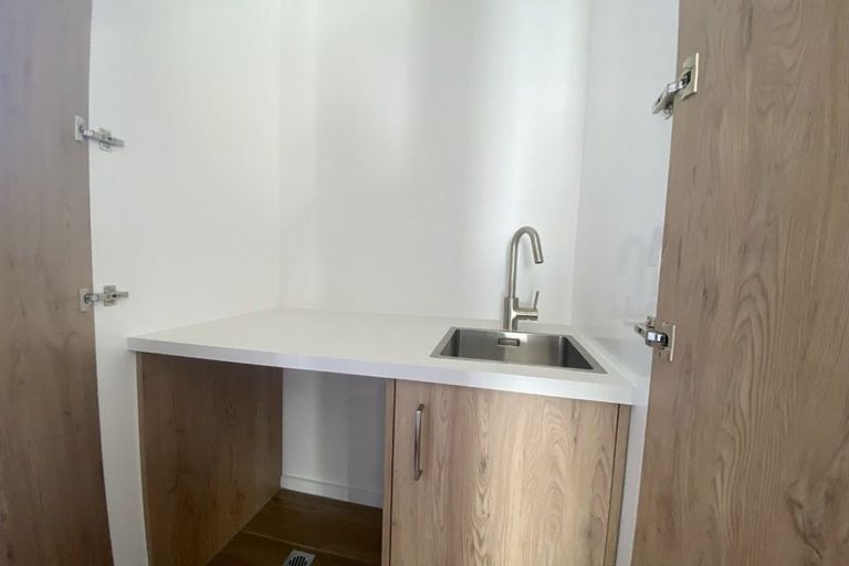 Photo of property in 2/87 Barbour Street, Waltham, Christchurch, 8011