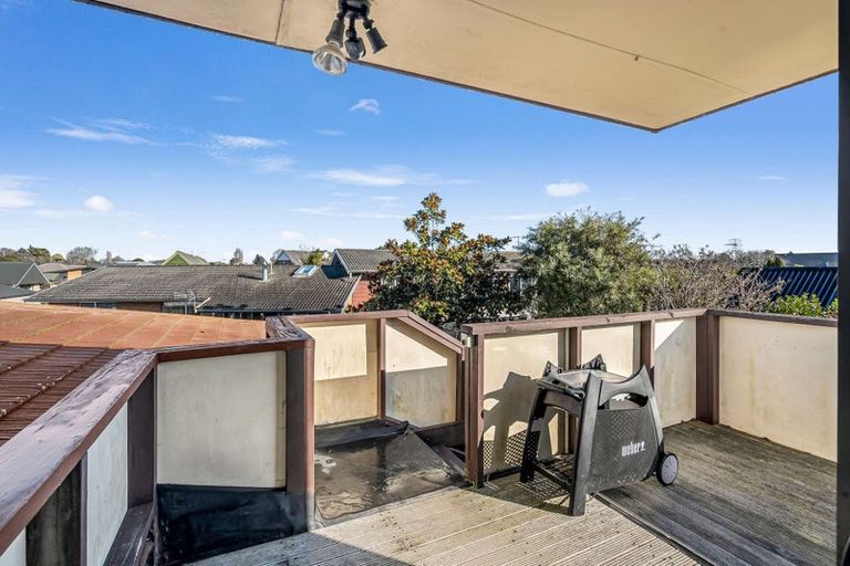 Photo of property in 23 Freebairn Street, Redwood, Christchurch, 8051