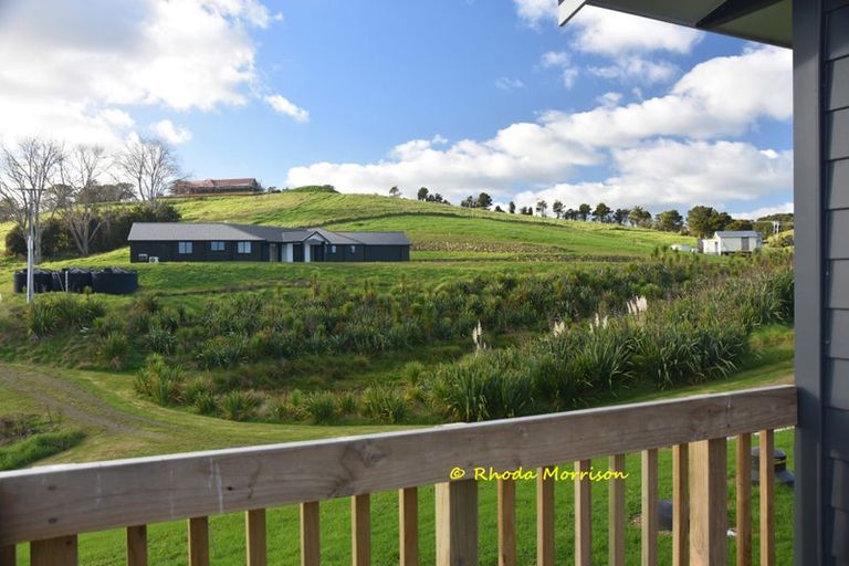 Photo of property in 12 Arahanga Road, Paparoa, 0571