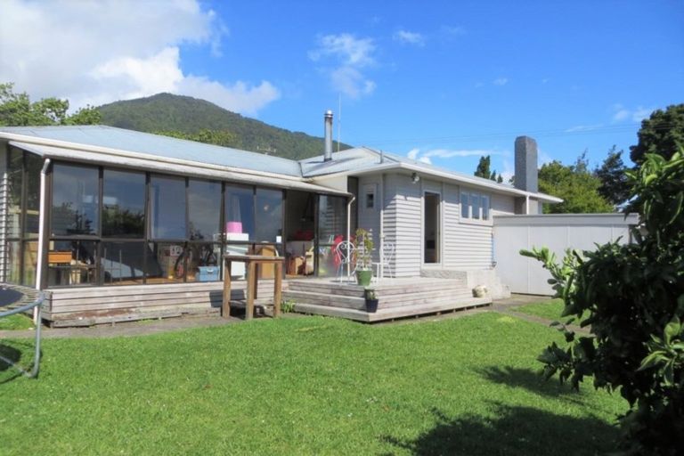 Photo of property in 6 Tui Road, Te Aroha, 3320