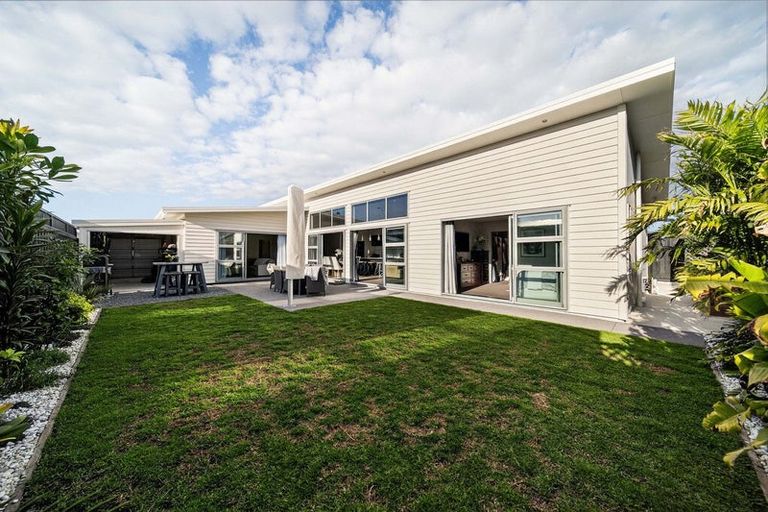 Photo of property in 42 Nautilus Drive, Papamoa Beach, Papamoa, 3118