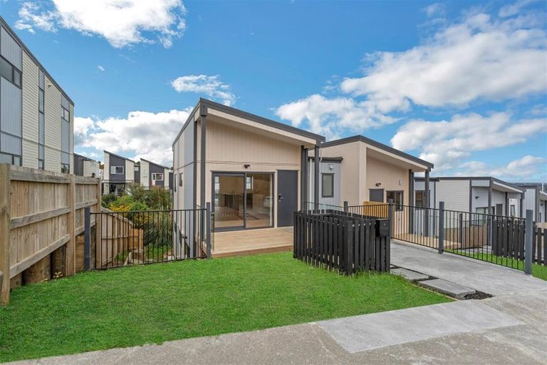 Photo of property in 8 Wahine Street, Papakura, 2110