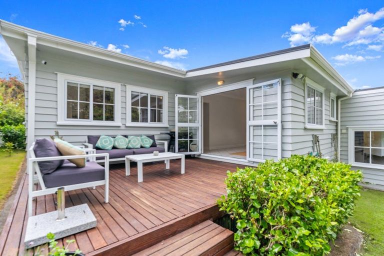 Photo of property in 6 Quadrant Road, Onehunga, Auckland, 1061