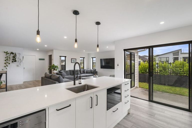 Photo of property in 18 John Fair Drive, Wainui, 0932