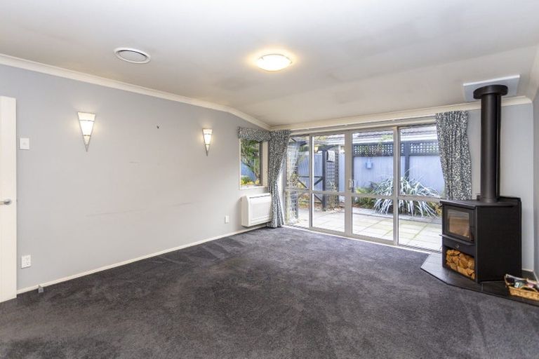 Photo of property in 9 Ashfield Place, Ilam, Christchurch, 8041