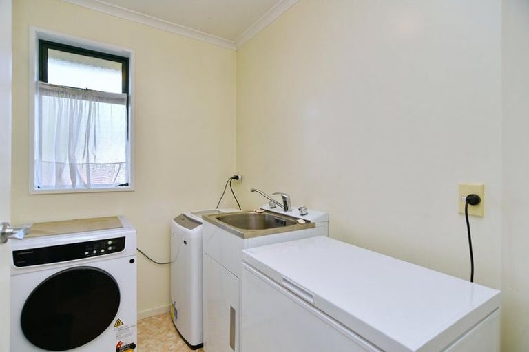 Photo of property in 23 Curletts Road, Upper Riccarton, Christchurch, 8041