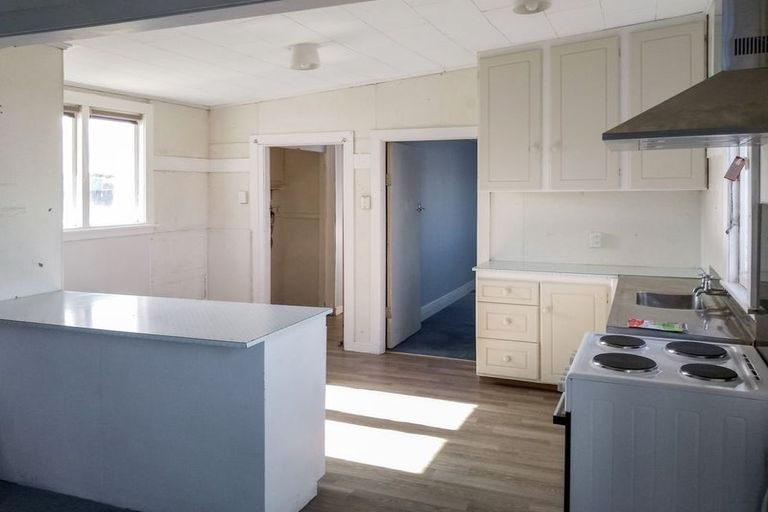 Photo of property in 43 Hastings Street, Ohai, 9635