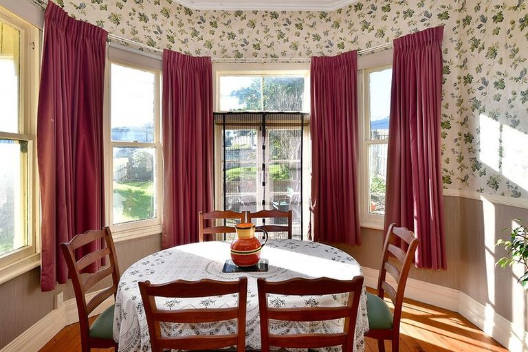 Photo of property in 45 Karaka Street, Helensville, 0800