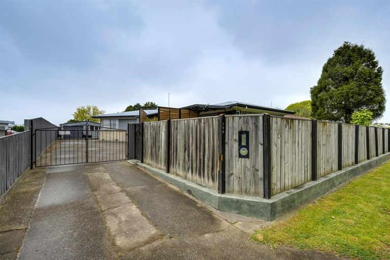 Photo of property in 130 Portsmouth Road, Flaxmere, Hastings, 4120