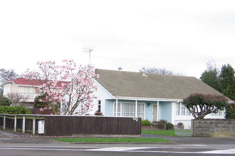 Photo of property in 4 Ihaka Street, Hokowhitu, Palmerston North, 4410