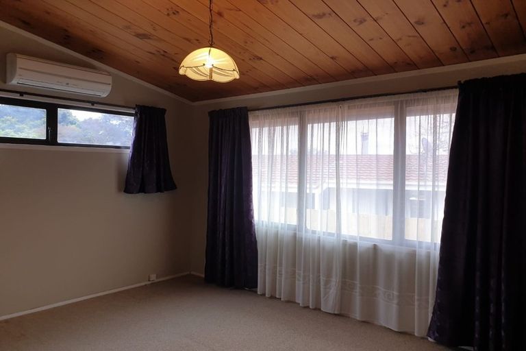 Photo of property in 13 Banyan Drive, Totara Heights, Auckland, 2105