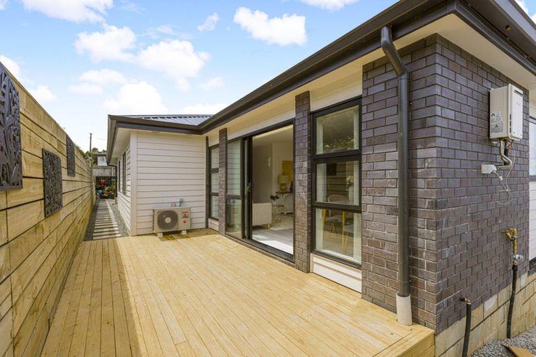 Photo of property in 2 Awaiti Way, Orewa, 0931