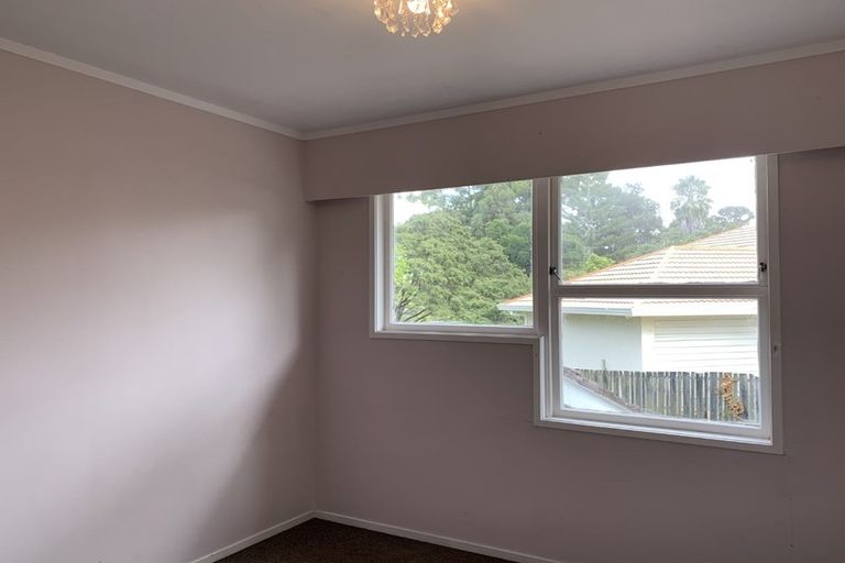 Photo of property in 51 Cyclarama Crescent, Massey, Auckland, 0614