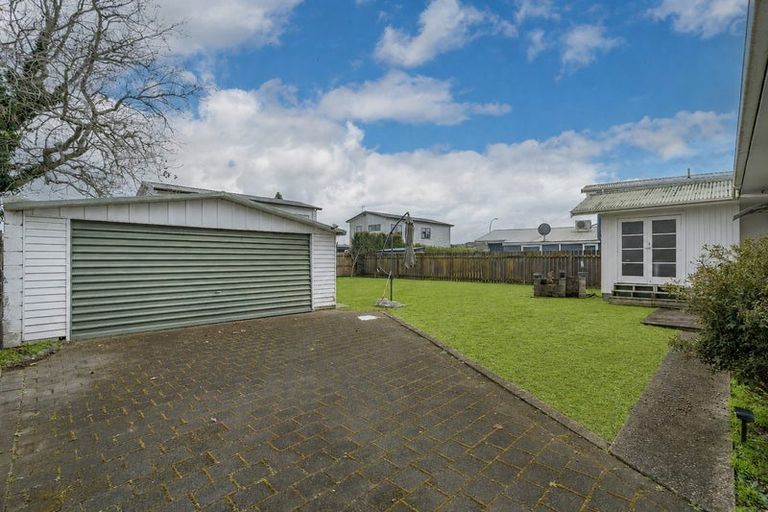 Photo of property in 9 Totara Drive, St Andrews, Hamilton, 3200