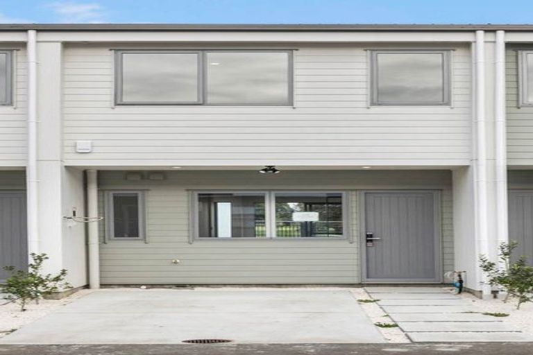 Photo of property in 6 Ikara Road, Papatoetoe, Auckland, 2025