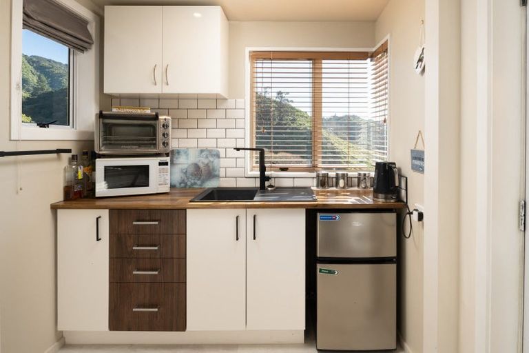 Photo of property in 7 Webster Place, Picton, 7220