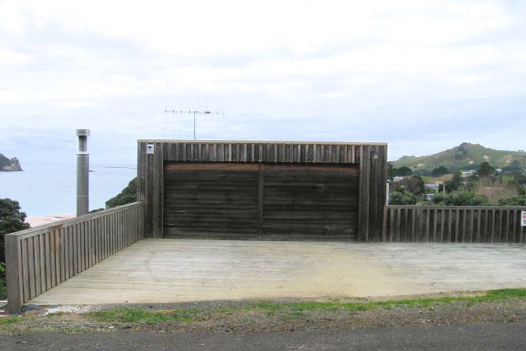 Photo of property in 26 Tutaritari Road, Hahei, Whitianga, 3591