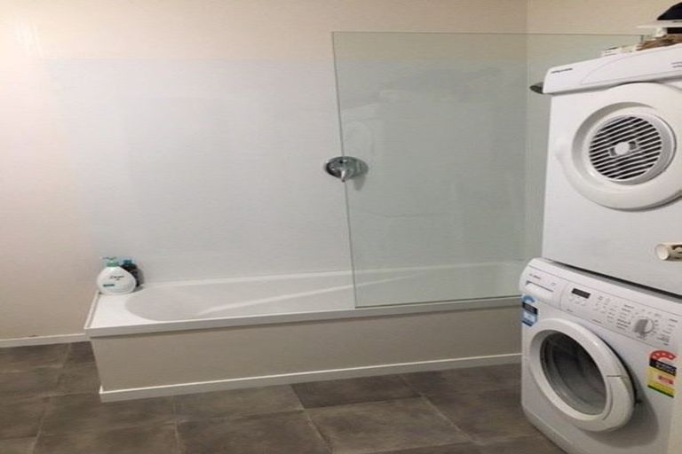 Photo of property in 2/74 Homebush Road, Khandallah, Wellington, 6035