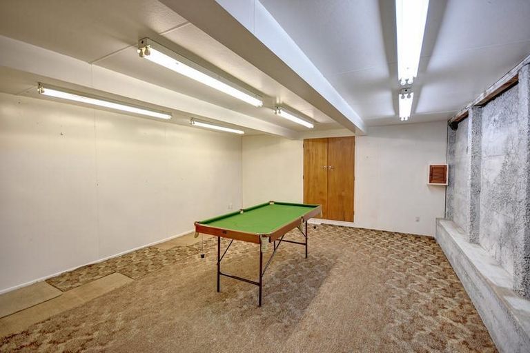 Photo of property in 15 Kinmont Crescent, Kinmont Park, Mosgiel, 9024