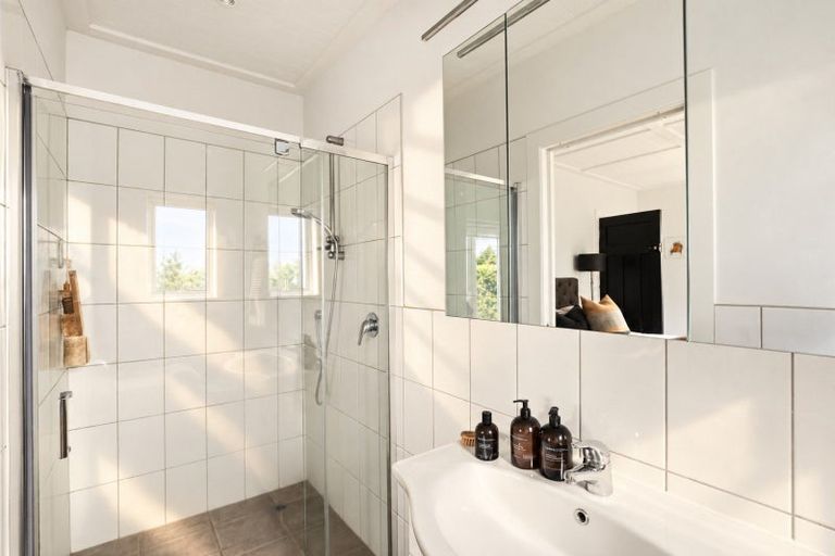 Photo of property in 83a Hall Street, Cambridge, 3434
