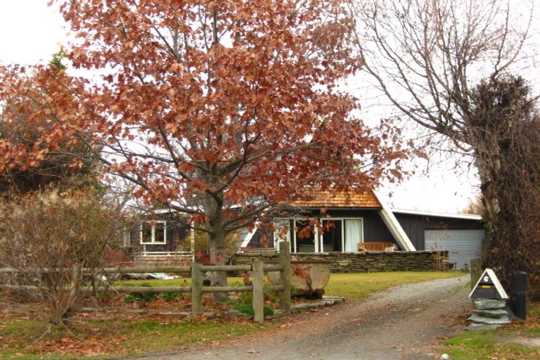 Photo of property in 6 Thomson Street, Arrowtown, 9302