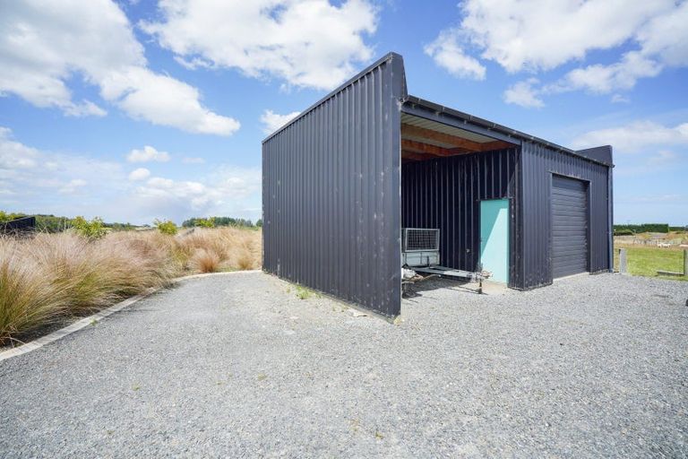 Photo of property in 89 Sunrise Drive, Seaward Bush, Invercargill, 9812