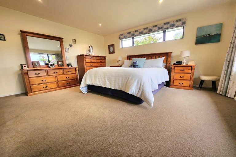 Photo of property in 6 Kenilworth Road, Oamaru North, Oamaru, 9400